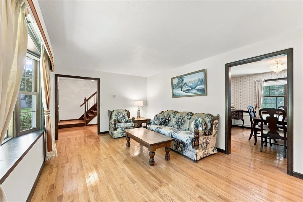 Photo of 76 Mohawk Dr