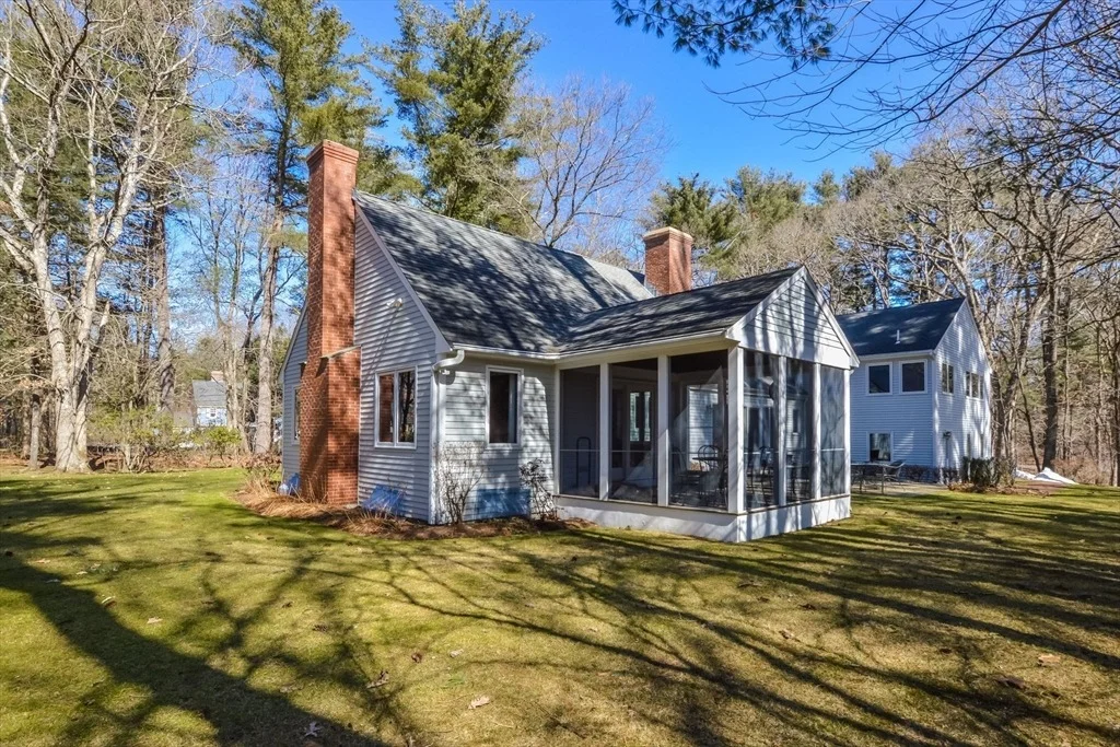 Photo of 110 Cherry Brook Rd