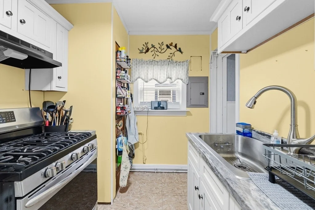 Photo of 52 Point St