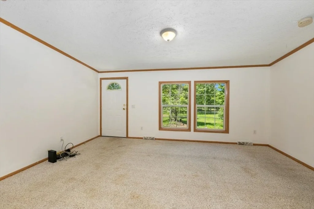 Photo of 98 Hurricane Rd