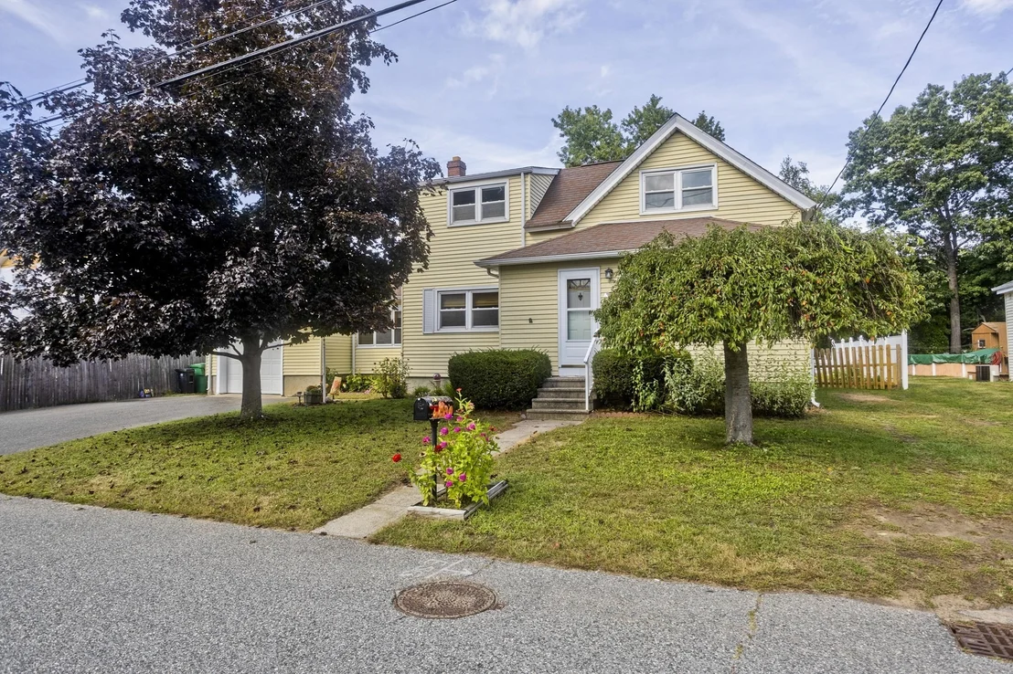 Photo of 26 Beaudry Ave