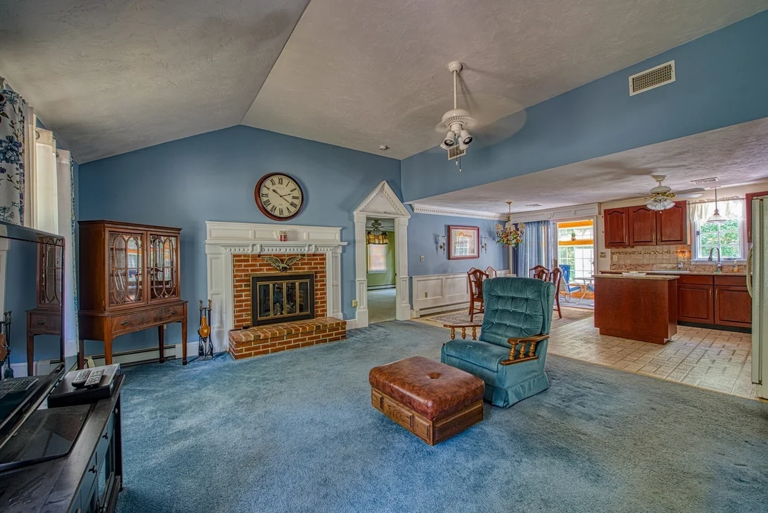 Photo of 231 Thompson Street