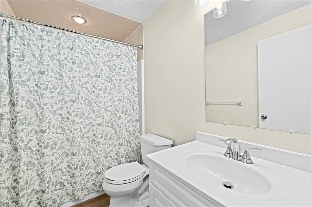 Photo of Unit E at 21 Pine St