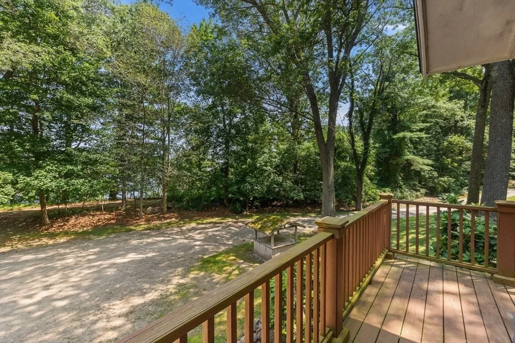Photo of 118 Echo Cove Road