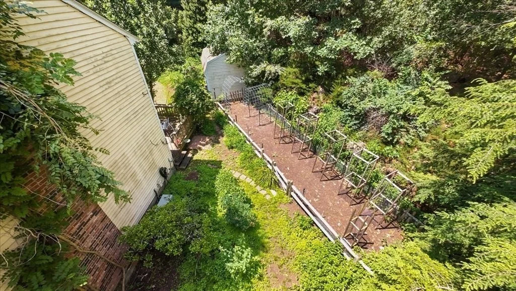 Photo of 449 Brook Street