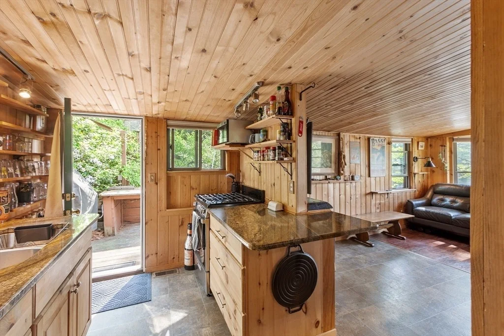 Photo of 79 Kendall Pond South