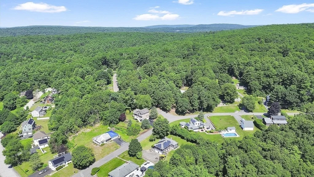 Photo of 11 Juniper Hill Rd