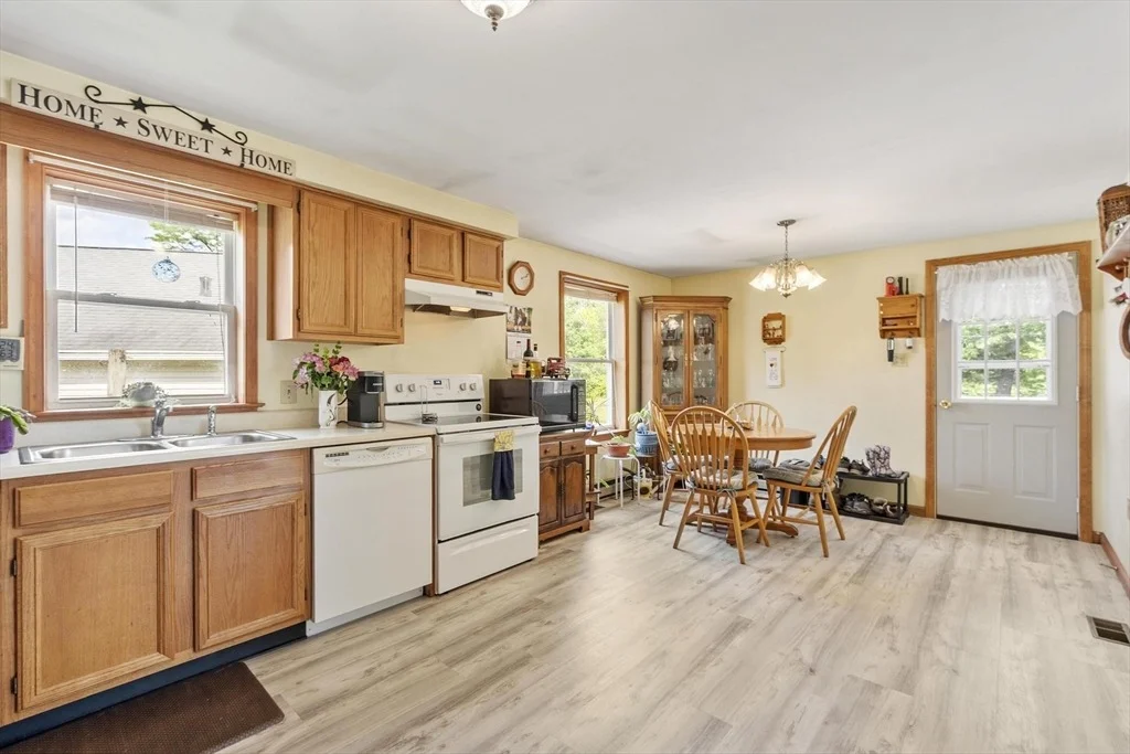 Photo of 31 Brookside Rd