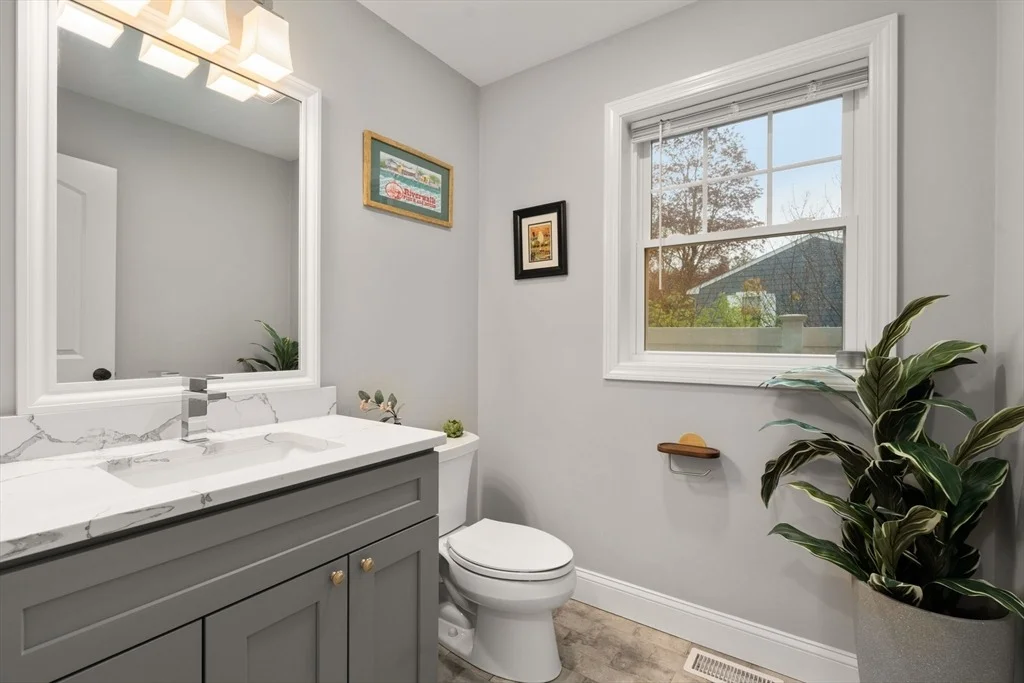 Photo of 97 Batchelder Rd