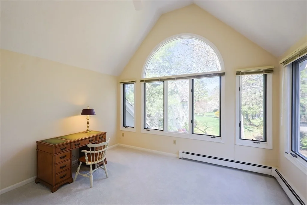 Photo of 8 Fieldstone Lane