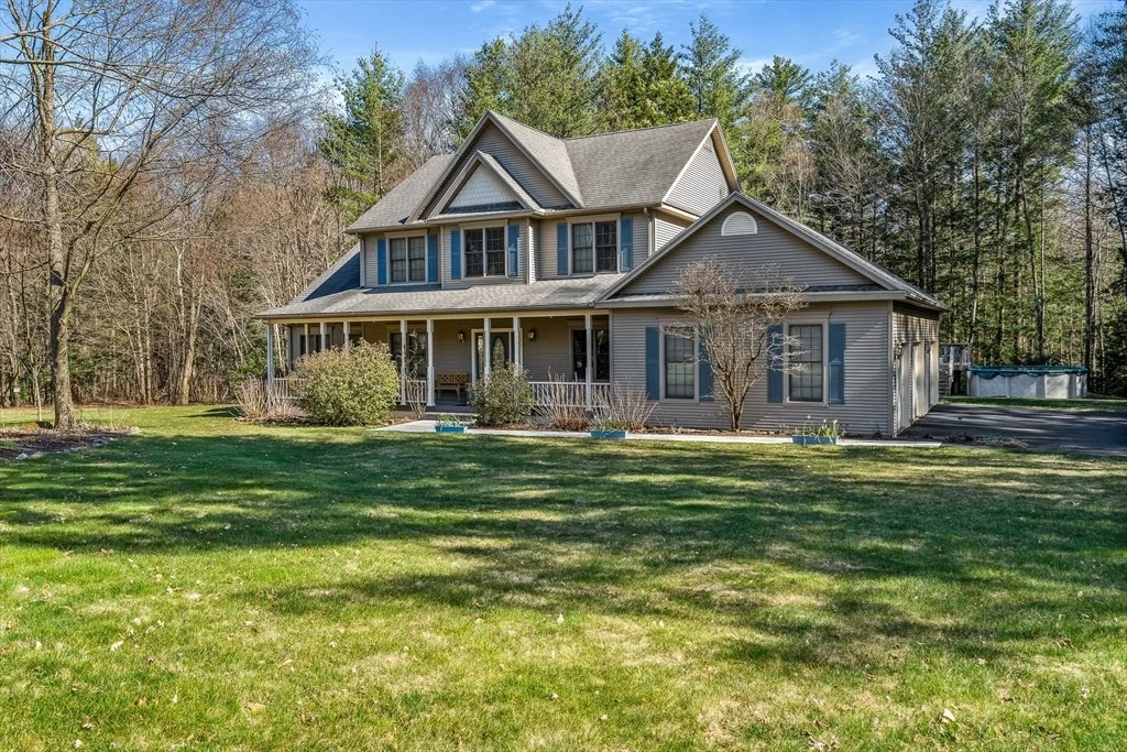 Photo of 12 Golden Cir