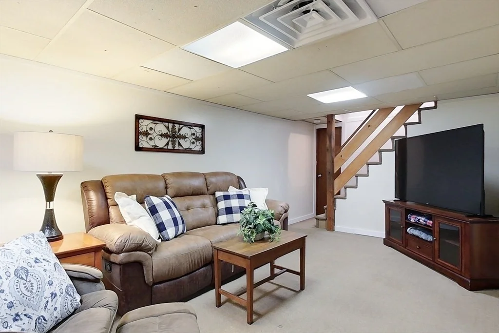 Photo of 132 Oak Ridge Dr
