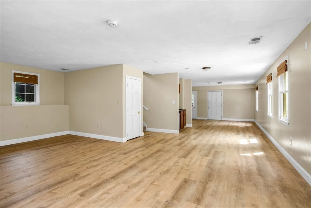 Photo of 74 Oxford Drive