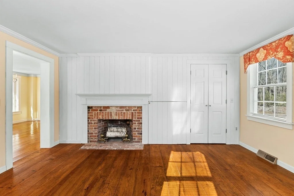 Photo of 159 Blackstone St