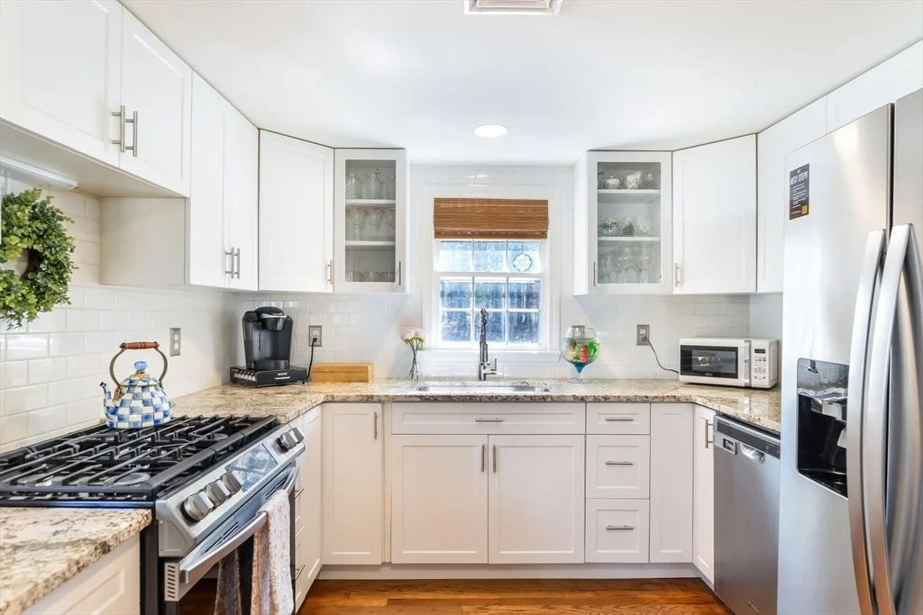 Photo of 74 Degrass Rd