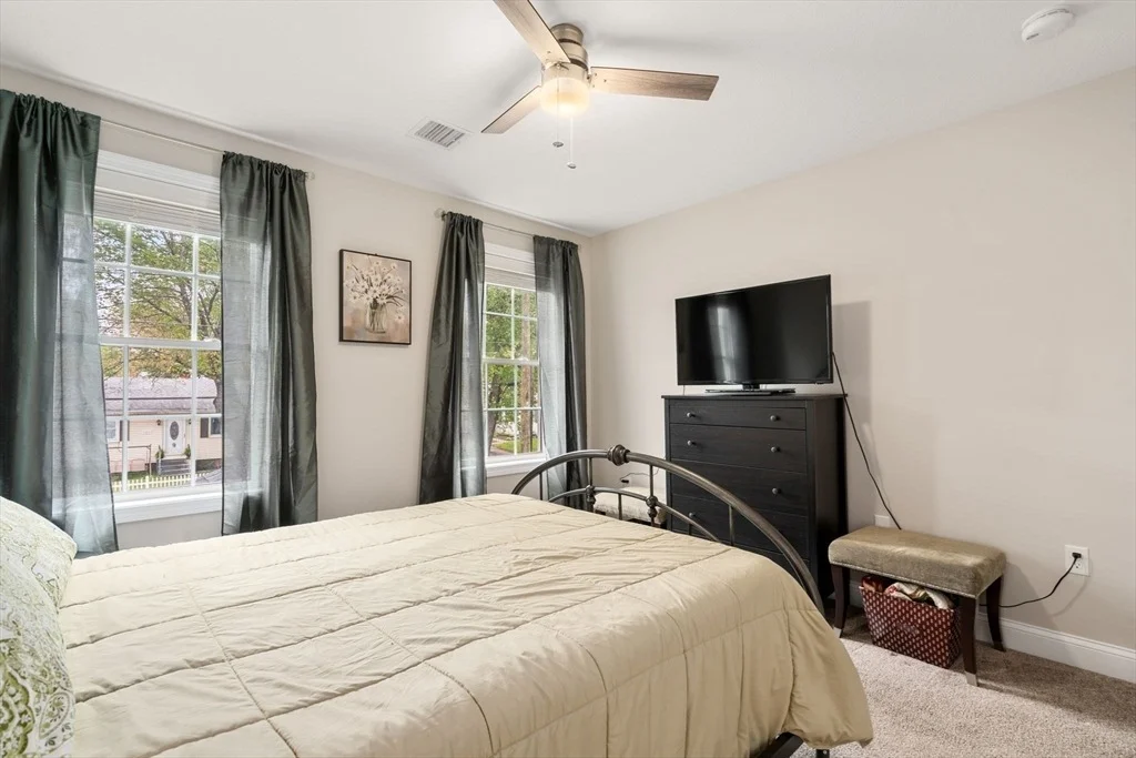 Photo of 152 Ambrose St