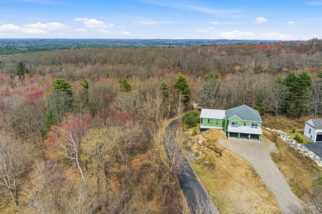 Photo of 135 Nobscot Drive