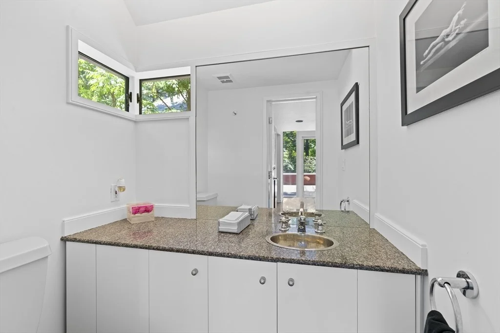 Photo of 331 Heath Street