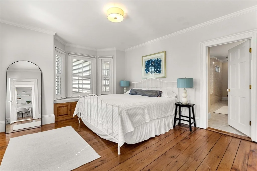 Photo of 138 Lothrop Street