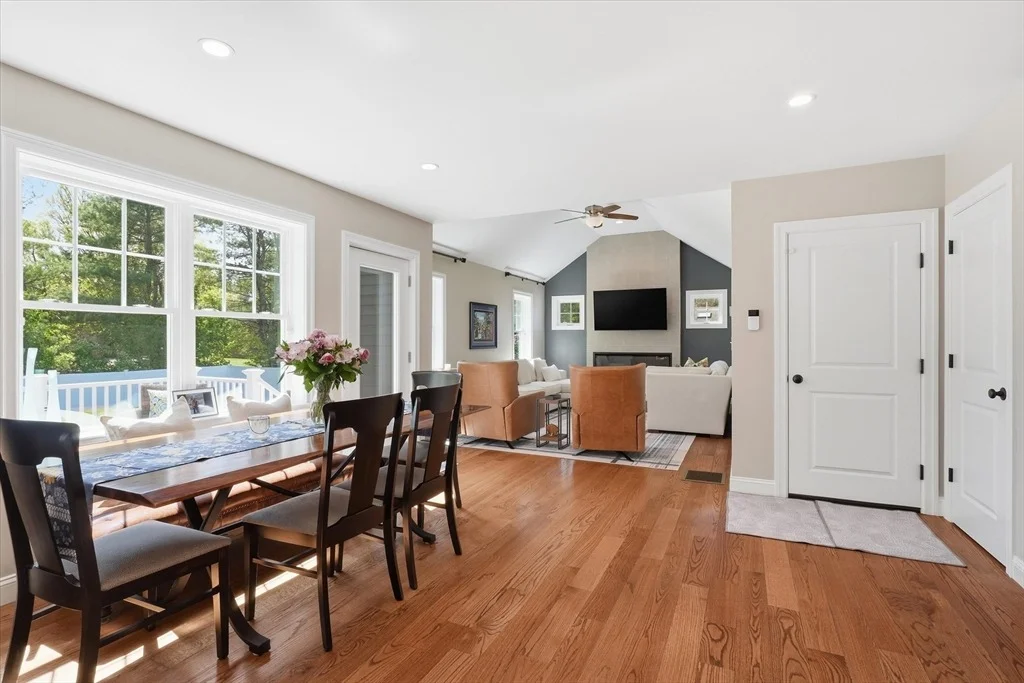 Photo of 8 Edgewood Rd