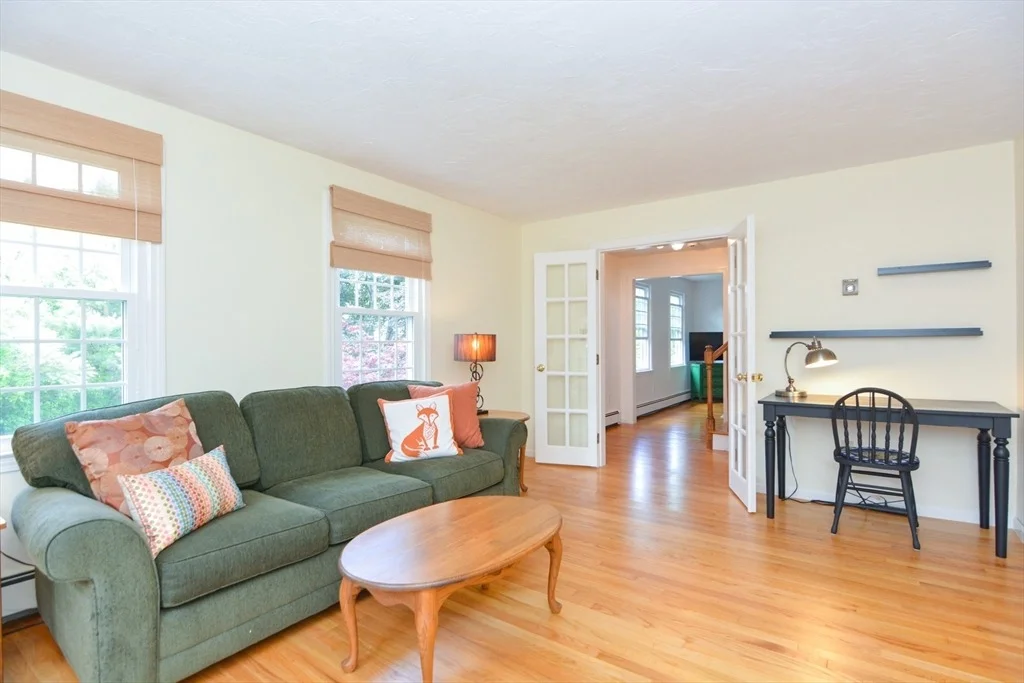 Photo of 6 Thayer Rd