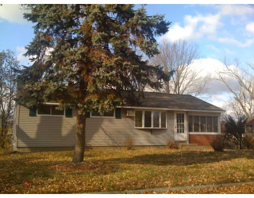 Photo of 280 Greenaway Dr