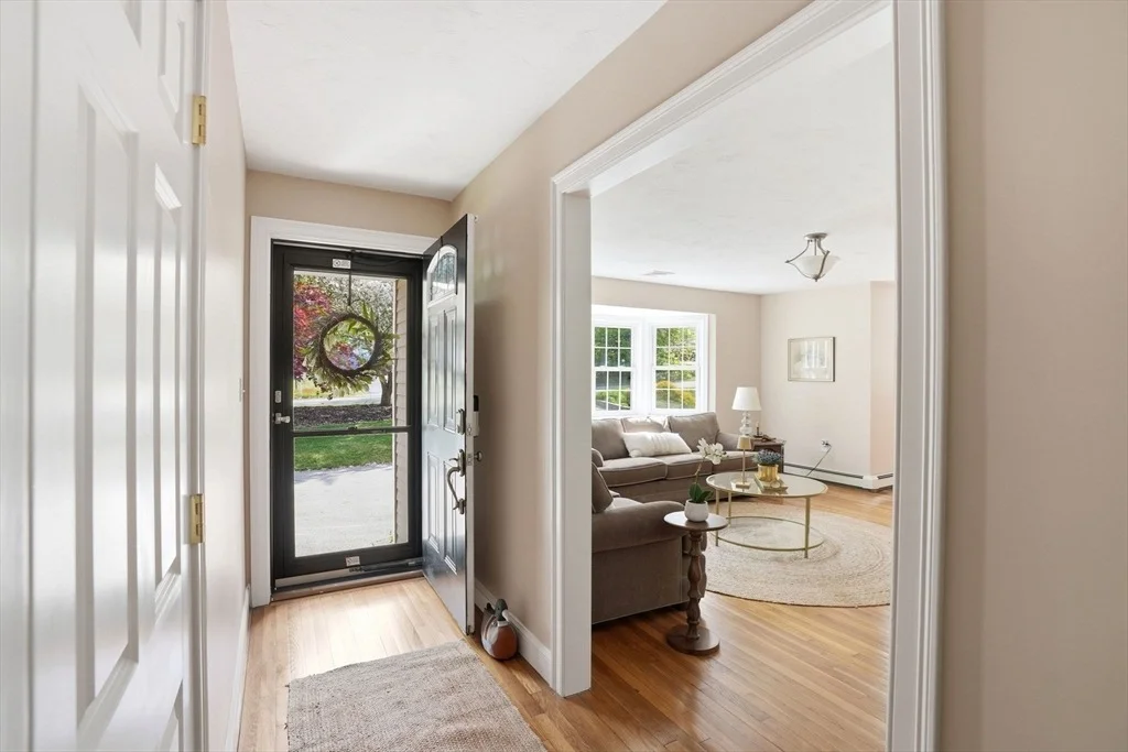 Photo of 264 Webster St