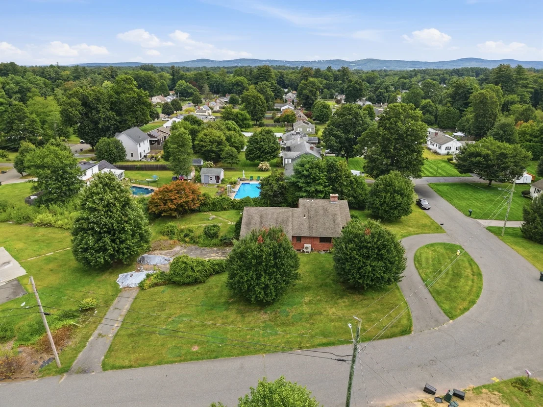 Photo of 31 Woodcrest Road