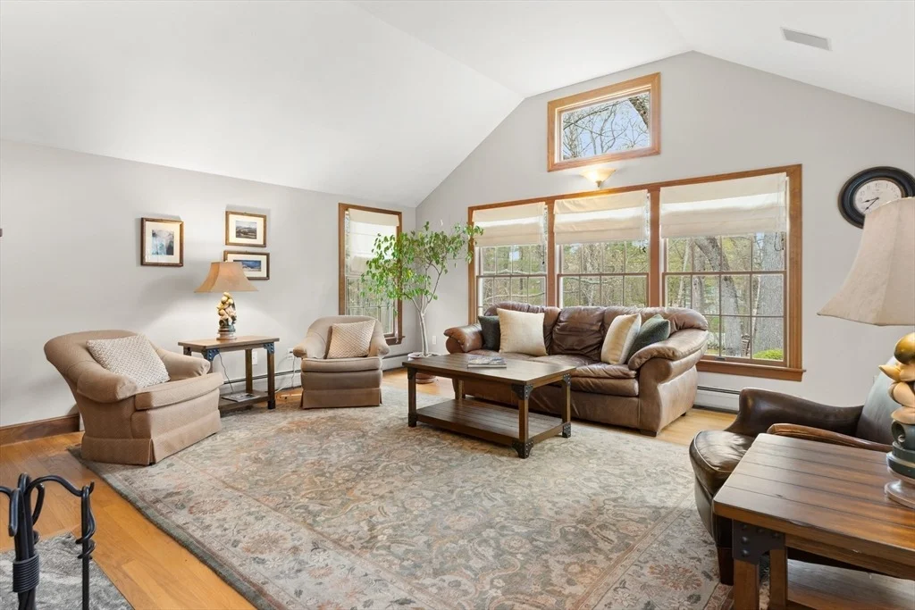 Photo of 27 Colrain Rd