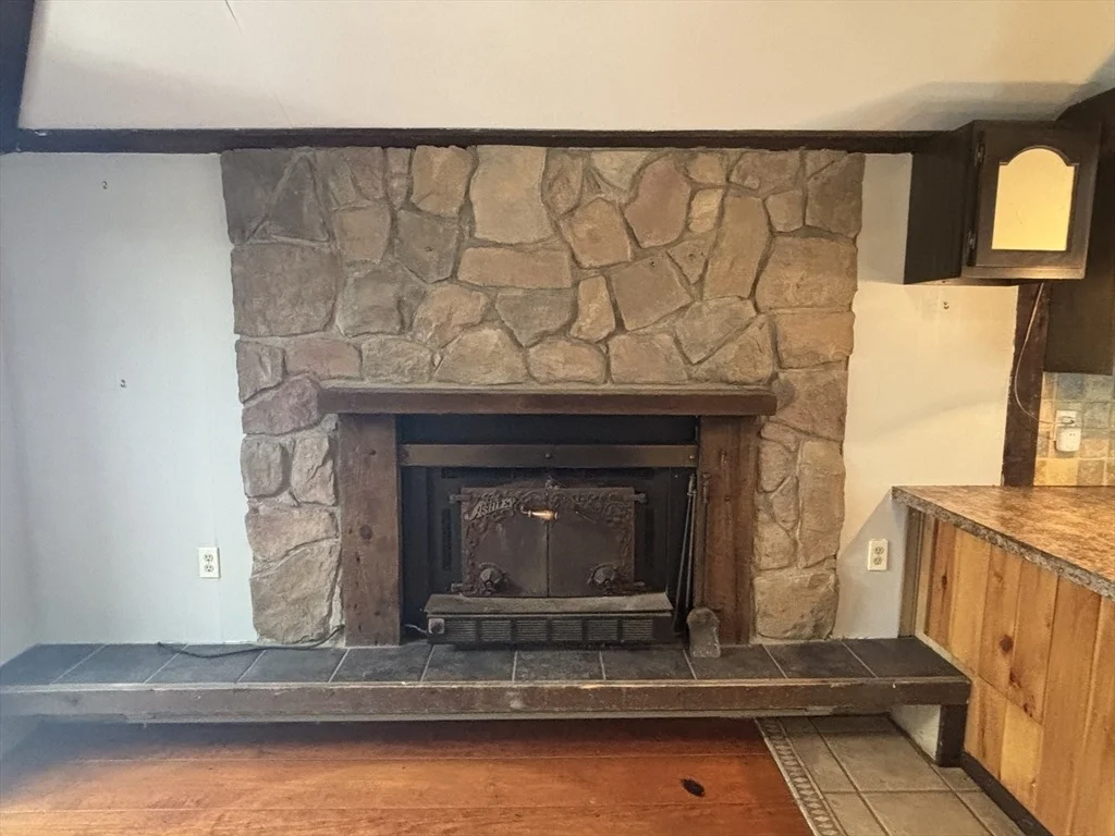 Photo of 570 Eastside Road