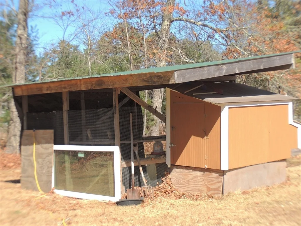 Photo of 2351 Cranberry Hwy