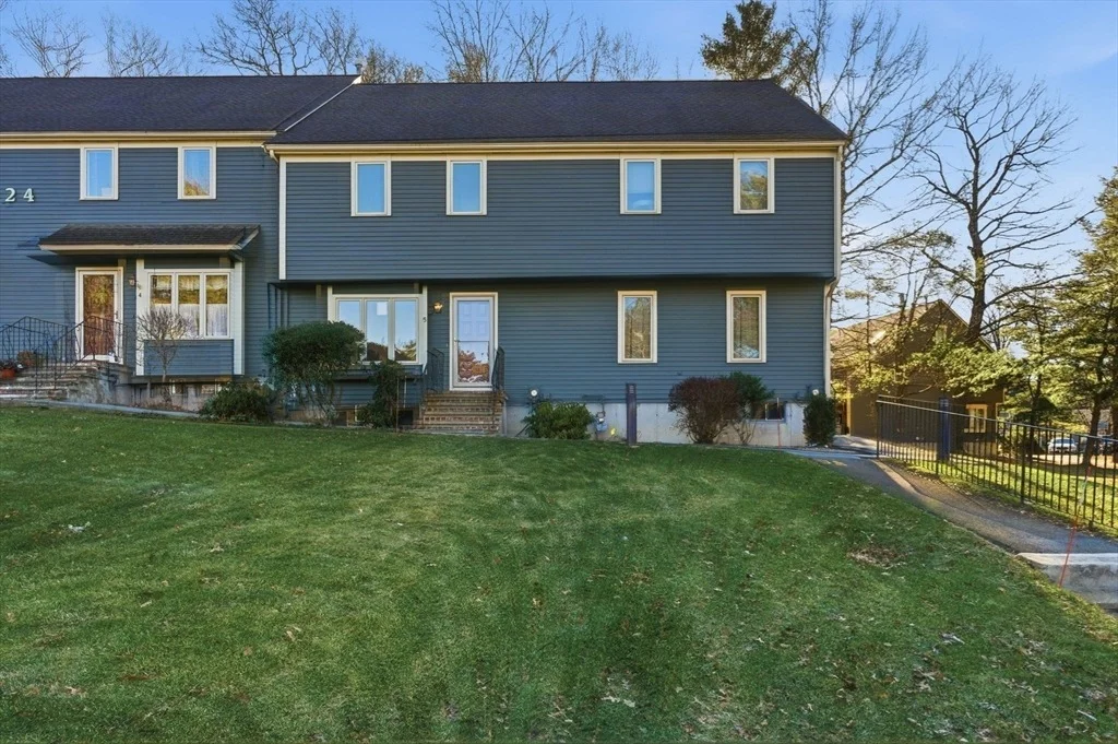 Photo of Unit 5 at 24 Deer Path