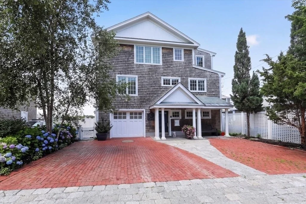 Photo of 9 Beach Road