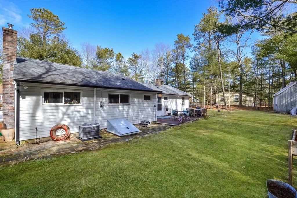 Photo of 74 Degrass Rd