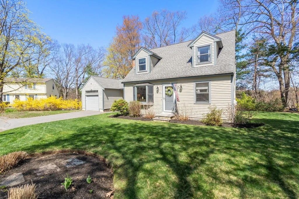 Photo of 9 Davis Road