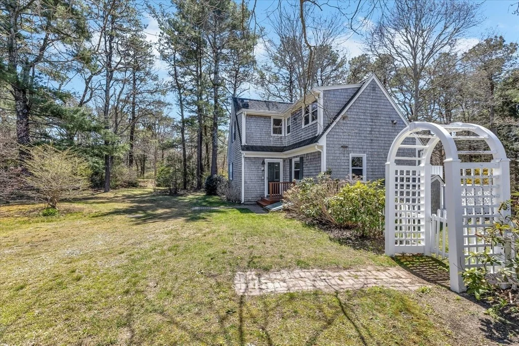 Photo of 12 Snake Pond Rd