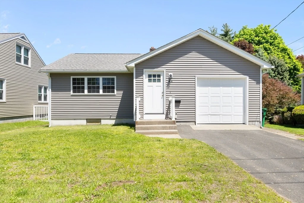 Photo of 44 White St