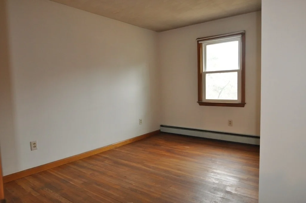 Photo of 149 Shaker Rd