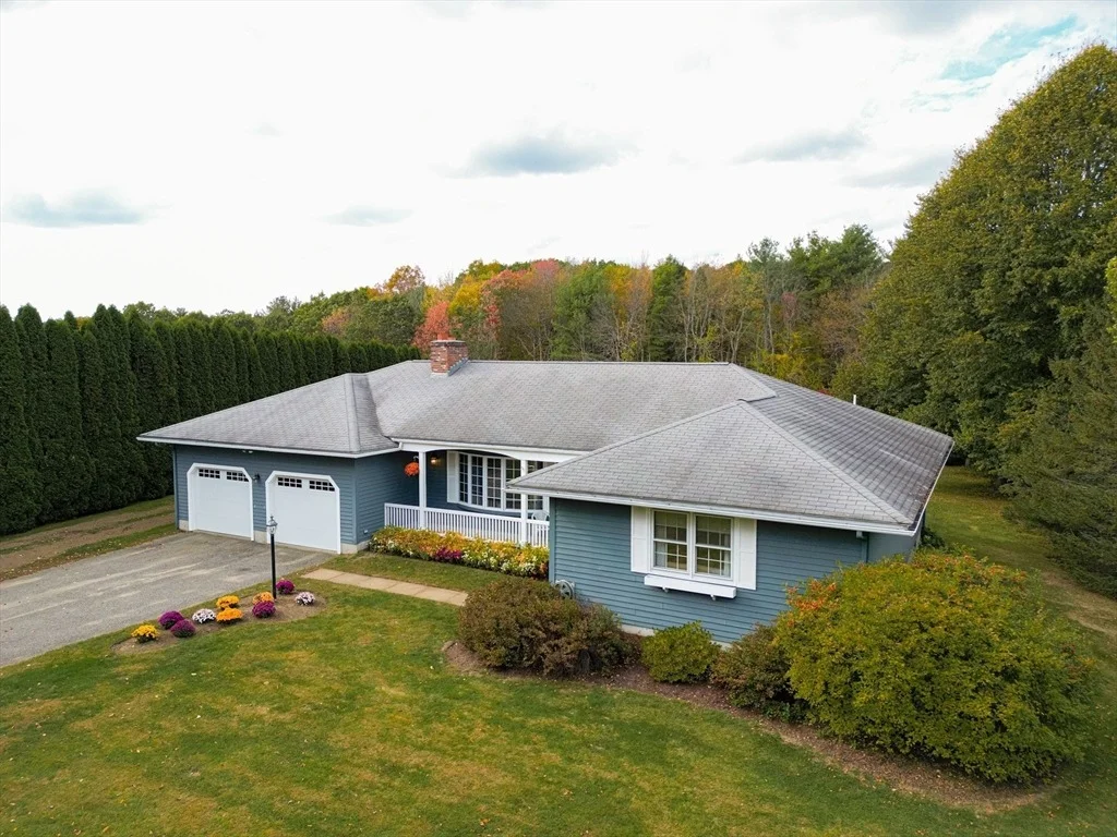 Photo of 621 Woods Road