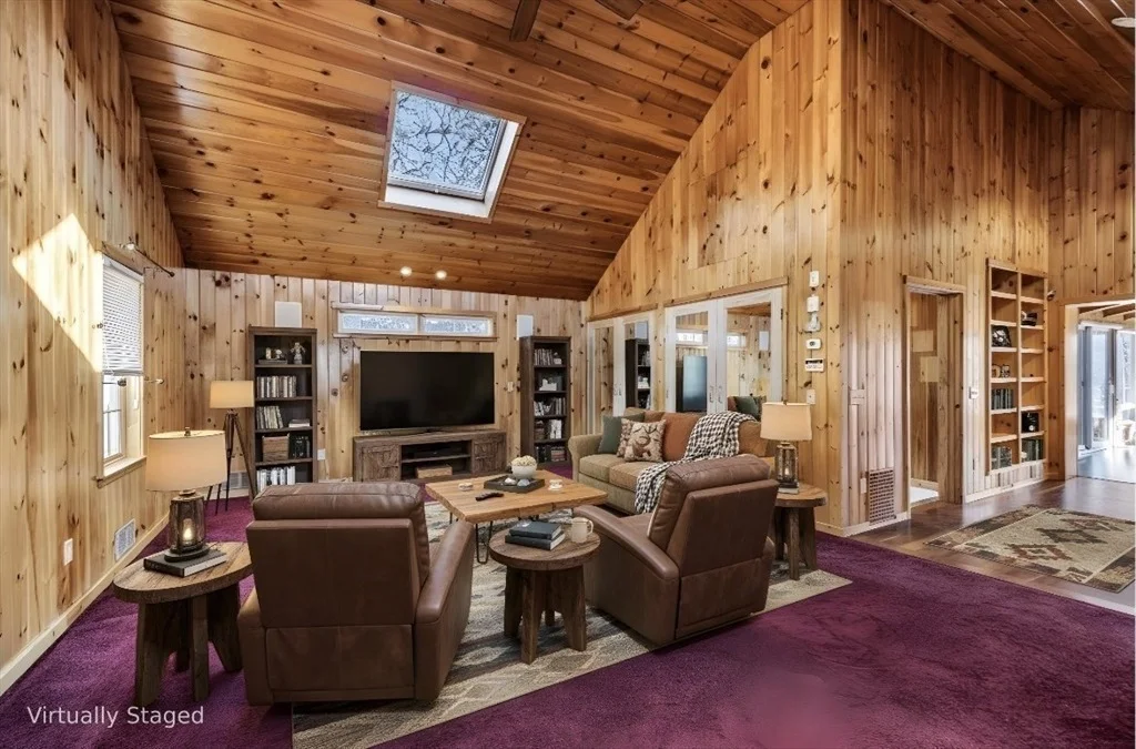 Photo of 77 Hazel Ln