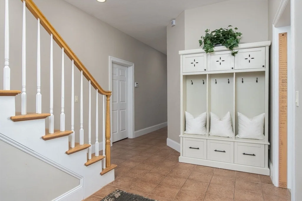 Photo of 63 Skyfields Dr