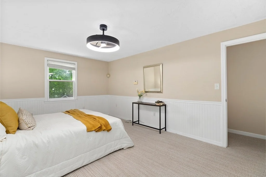 Photo of 77 Forest St