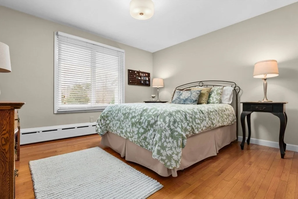 Photo of 79 Topsfield Rd