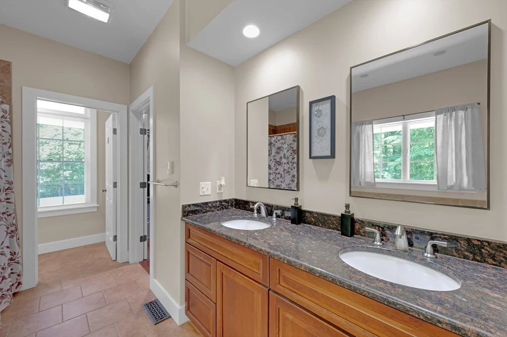 Photo of 59 James Rd
