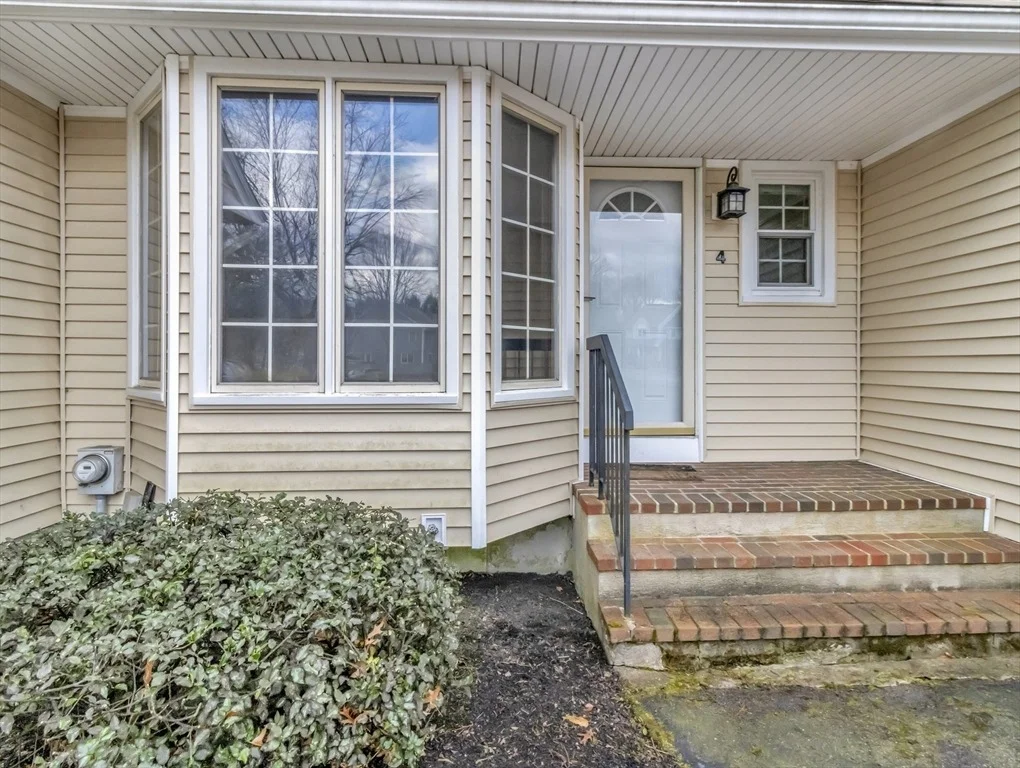 Photo of Unit 4 at 4 Concetta Circle