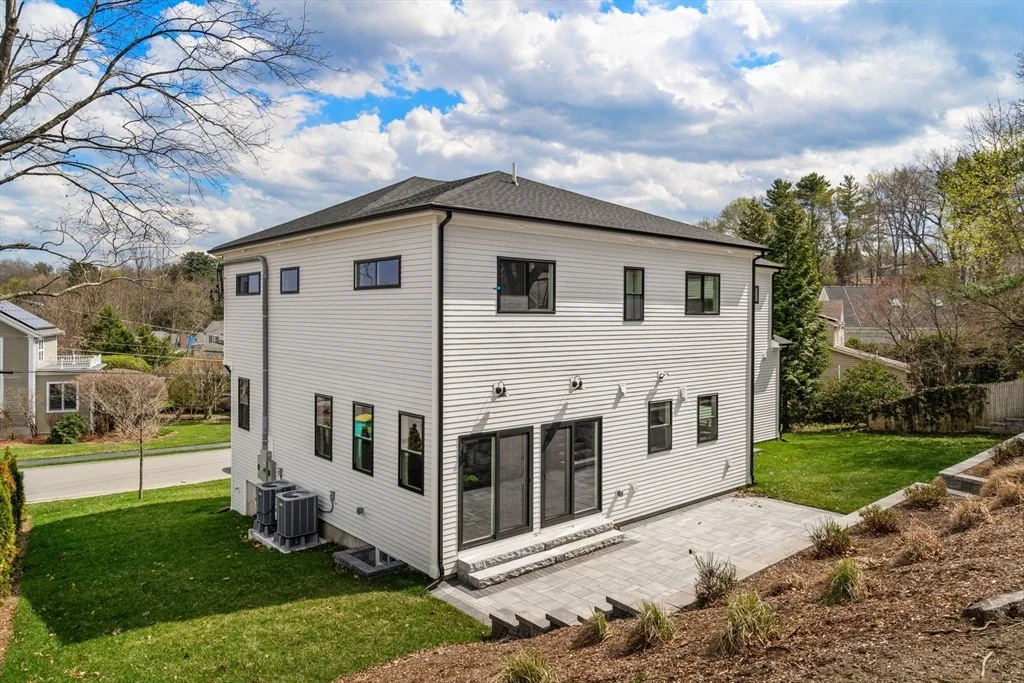 Photo of 100 Woodbine Circle