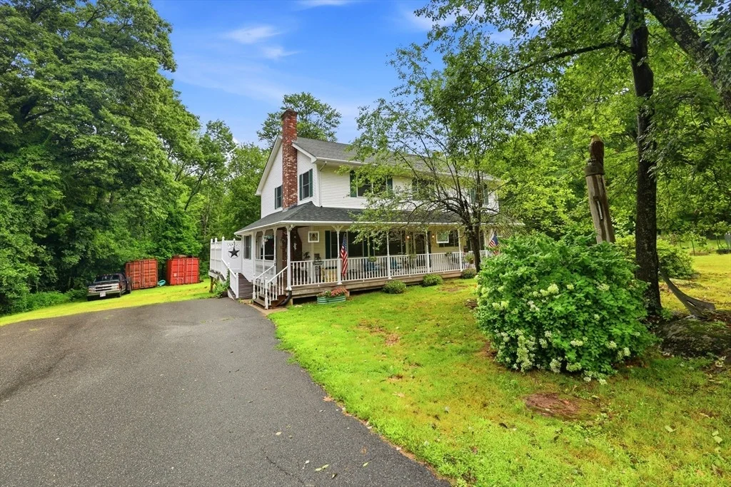 Photo of 10 Lyman Barnes Rd