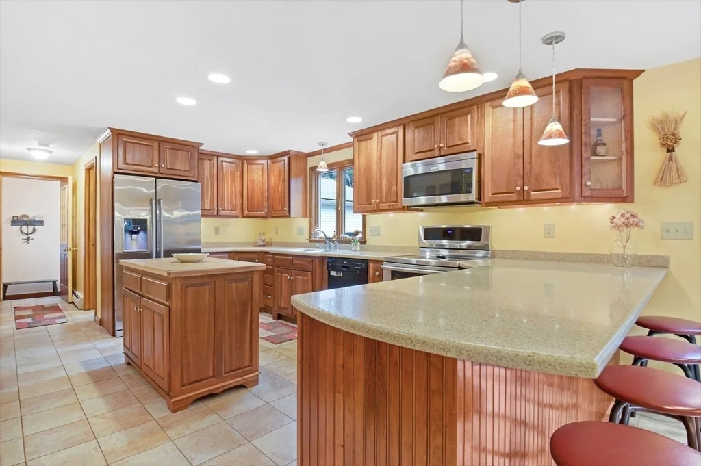 Photo of 92 Baptist Common Rd