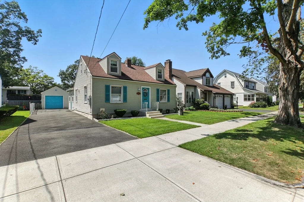 Photo of 200 Ellsworth Ave