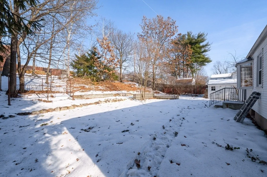 Photo of 32 Debra Dr